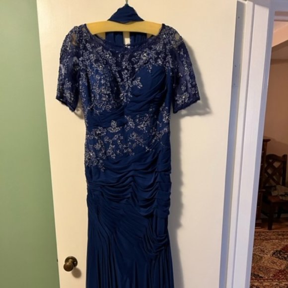 Rina Di Montello Mother of the Groom gown - Picture 1 of 4